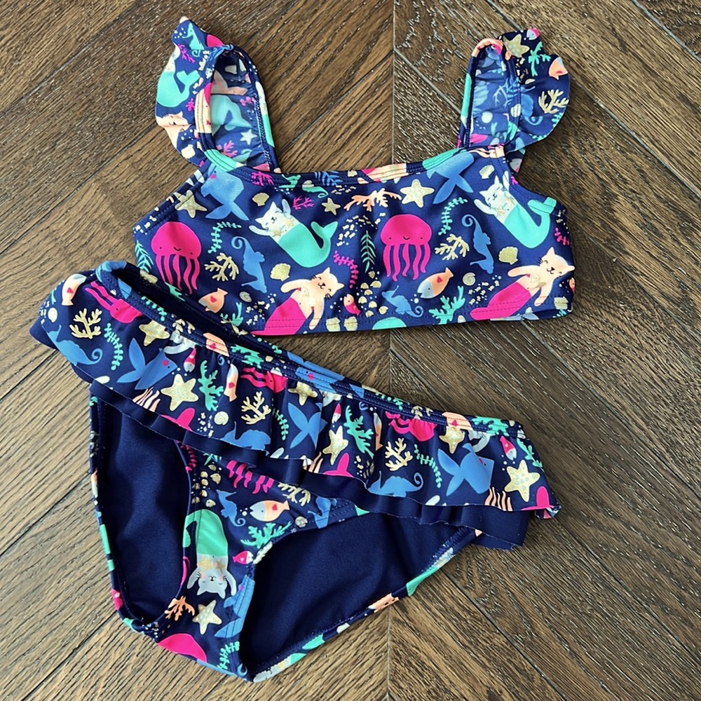 Cat & Jack 2 Piece Bathing Suit Size 7/8